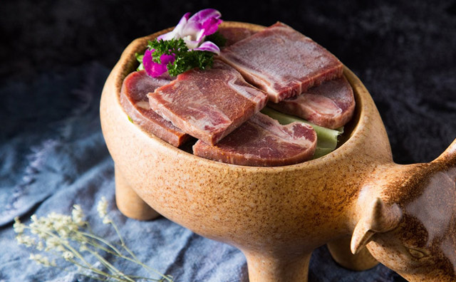 
开业活动方案，怎么做才能吸引更多食客